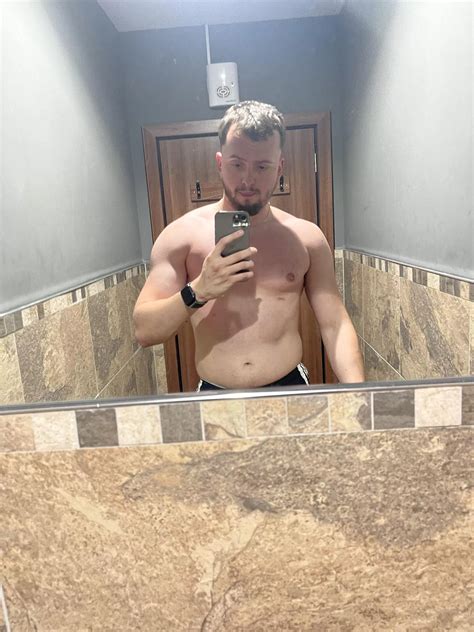 Picked Up The Fork Atm Nudes Gaybrosgonemild NUDE PICS ORG