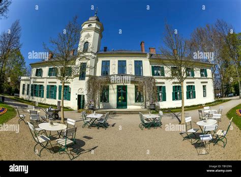 Britz hi-res stock photography and images - Alamy