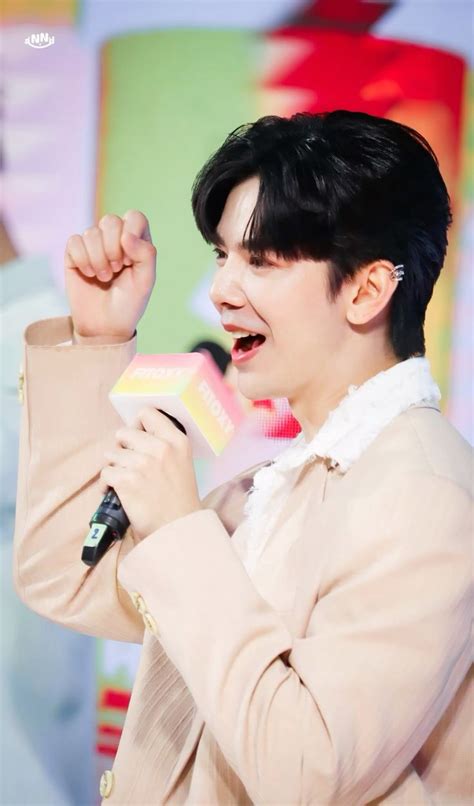 ปกพนโดย 방탄소년단 BTS EXO 엑소 ใน Babi babe BillyBabe บลลเบบ ในป