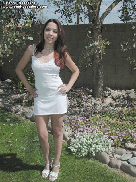 Pictures Of Ronni Tuscadero Spreading Her Legs Porn Pictures Xxx Photos Sex Images