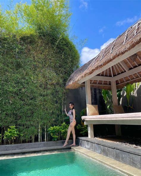 Trúc Anh Mắt biếc diện bikini khoe khuyết điểm cơ thể sau khi tăng 8kg Báo Dân trí