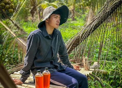 R Tin L Tu N Khang H T Th I L Nh Xa Tiktok V P L C D Lu N C M Tranh C I Hot Kols