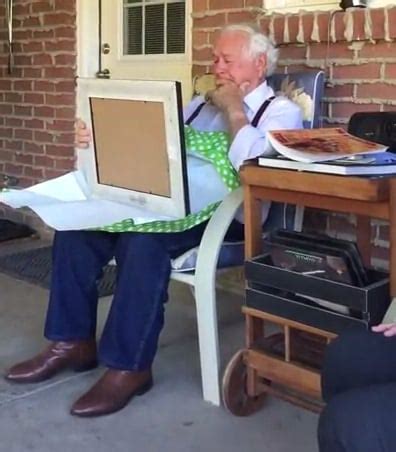 Grandpa Gets Drawing Of Late Wife Popsugar Love Sex