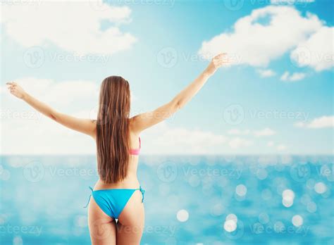 Woman In Bikini Starts Holiday Concept Of Freedom And Relax 20623864 Stock Photo At Vecteezy