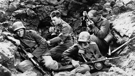 Фильм На Западном фронте без перемен (США, 1930) смотреть онлайн ...