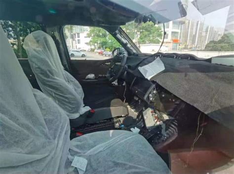 How About Swimming In BYD Hardcore High End SUV