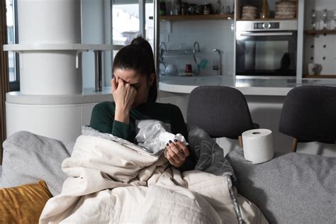 Influenza B cosè Come si prende sintomi e trattamento