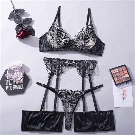 Shop Our Hot Sell Full Lace Women S Sexy Lingerie Set