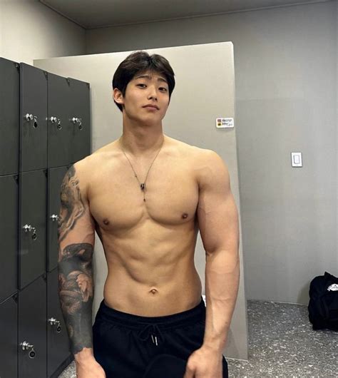 Pin by Nuryana on Азиаты in 2025 Handsome asian men Hot asian men Attractive guys