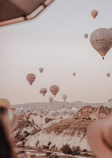 Hot Air Balloons View Aesthetic Wallpaper Aesthetic Backgrounds