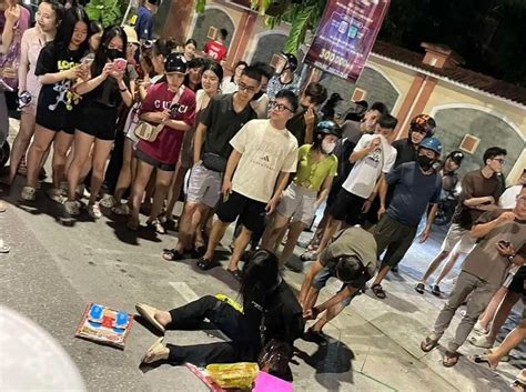 Công an tạm giữ Hot girl Ngân Baby để điều tra