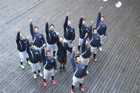 【センバツ】城東が21世紀枠で春夏通じ初の甲子園出場 部員12人でマネジャーがノック 高校野球写真ニュース 日刊スポーツ