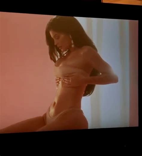 Kylie Jenner Ditches Makeup As She Strips Down To Pretty Pink Lace Lingerie To Promote New