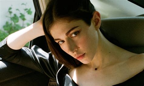 Listen Caroline Polachek So Hot You Re Hurting My Feelings