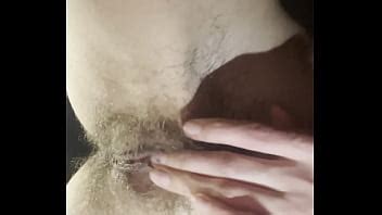 Une Enseignante Masturbe Sa Chatte Poilue Et Humide Pendant La Pause XVIDEOS