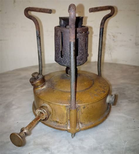 Kompor Minyak Jaman Dulu Handa Antique And Vintage Store Facebook