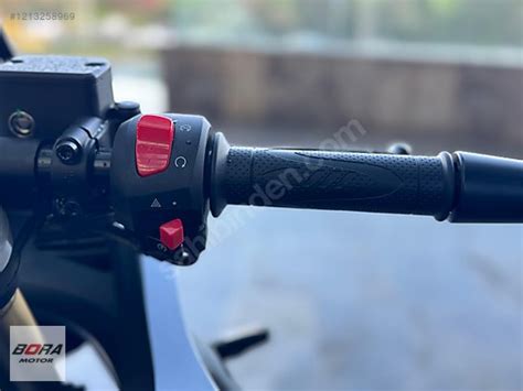 Rks Srk R Model Naked Roadster Motor Motosiklet Ma Azas Ndan S F R Tl