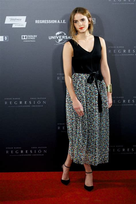 Emma Watsons Green Red Carpet Outfits Popsugar Fashion