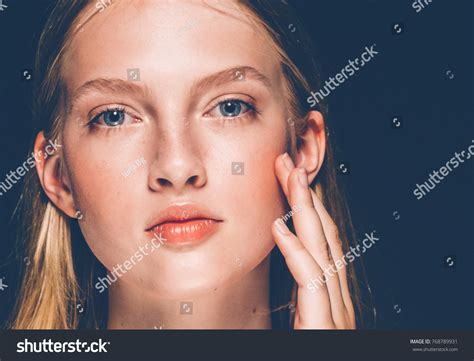 Beautiful Woman Blonde Red Lips Healthy Stock Photo Edit Now 768789931