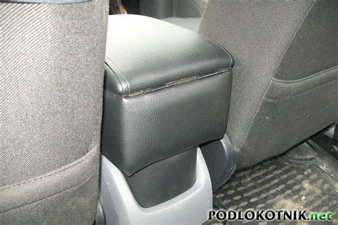 Подлокотник Форд Фокус 2. Купить — цена ниже ОРИГИНАЛА!