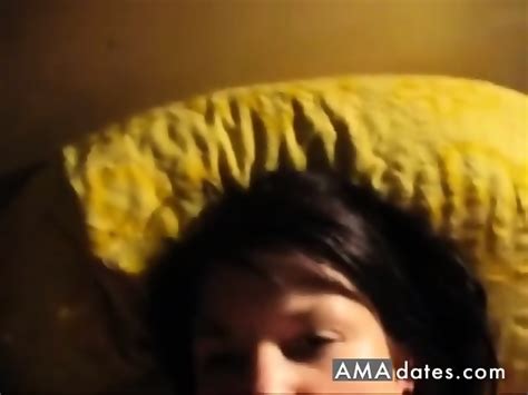 Sexy Amateur Cum Kissing