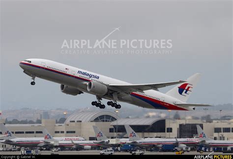 9M-MRO - Malaysia Airlines Boeing 777-200ER at Los Angeles Intl | Photo ID 374040 | Airplane ...