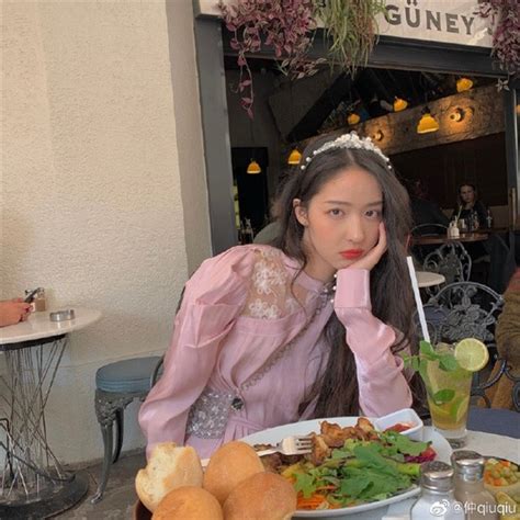 Gục ngã trước nhan sắc của hot girl bóng rổ xinh đẹp nhất Trung Quốc