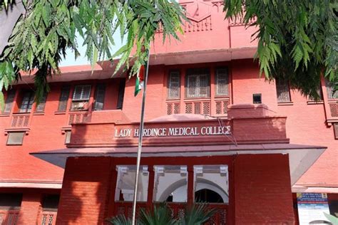 Lady Hardinge Medical College Admission Courses And Fees