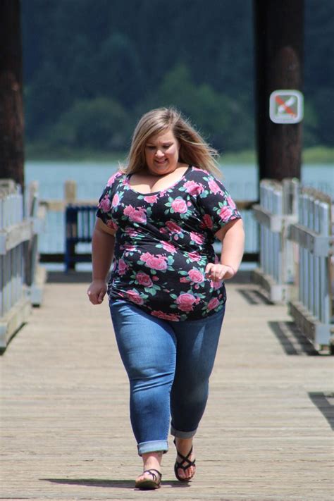 IMG BBW Models Curvage