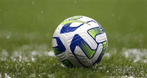 Foot Amateur Un Club De La Sarthe Encore Victime D Actes De Vandalisme Dans Son Vestiaire