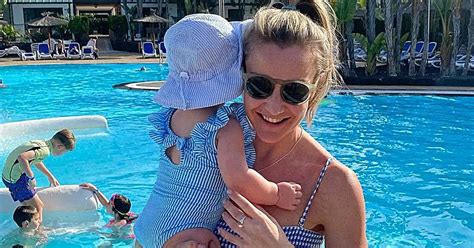 Helen Skelton Looks Incredible In Cute Bikini As She Matches With Baby Daughter On Holiday The