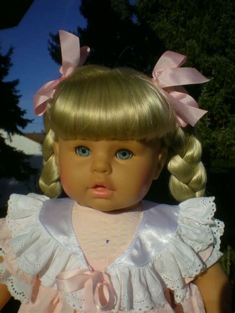 große blonde Zapf Puppe cm Z neuwertig Babykleidung Doll Baby dolls German