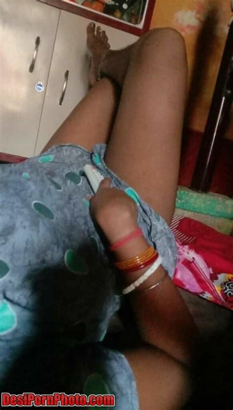 Hot Desi Nude Indian Aunty Xnxx Pics Collection Hot Indian Nude