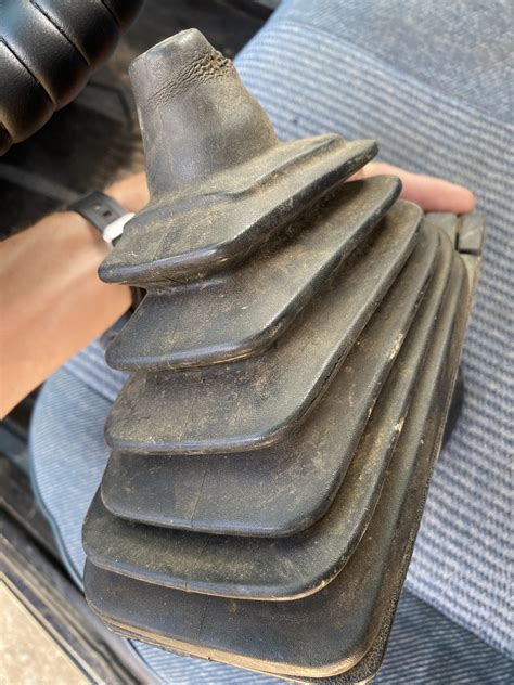 Кожух кпп — Volkswagen Golf Mk2, 1,8 л, 1988 года | аксессуары | DRIVE2