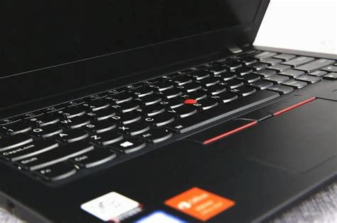 注重效率，thinkpad X280优良的键盘设计让商务办公更高效