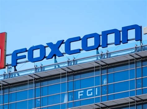中国Foxconnの「iPhone」製造工場で従業員が激しい抗議活動 - CNET Japan