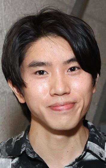 Этан Эн - смотреть фильмы и сериалы онлайн