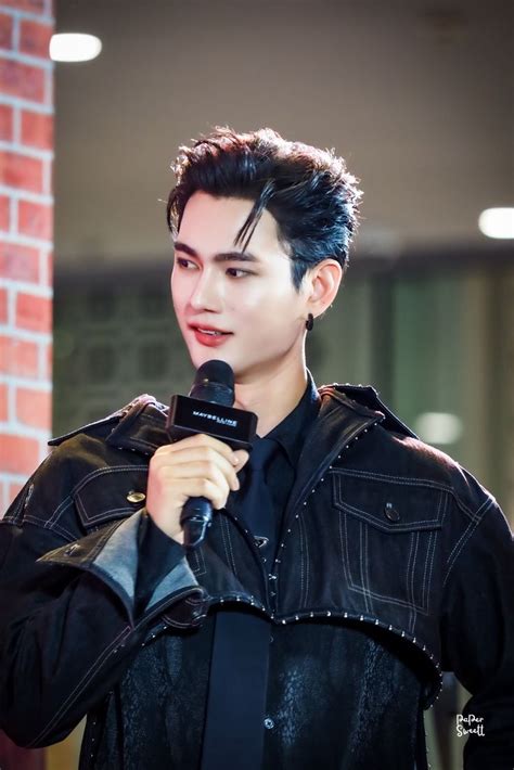 Pin By Sompon On Pit Babe Pavel Pooh Pit Babe Babes Actors