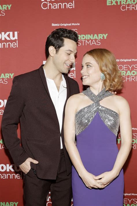 Jane Levy Skylar Astin Celebrate Zoey S Extraordinary Christmas