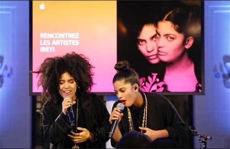 Ibeyi Lisa Kainde Et Naomi Diaz Le Duo De Soeurs Jumelles Qui