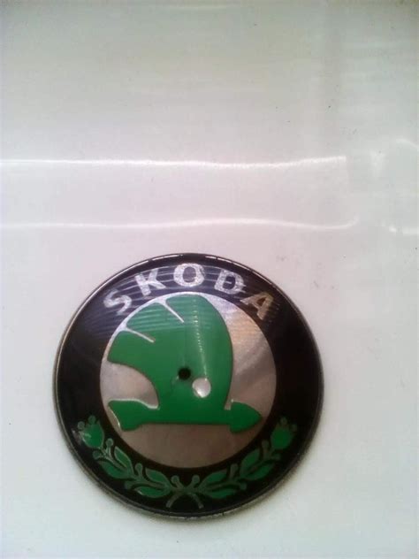 ZNAK ŠKODA KOVOVÝ - Felicia - Fabia - Octavia - | Aukro