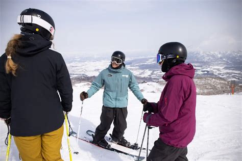 Your Ultimate Guide To Niseko Ski Lessons