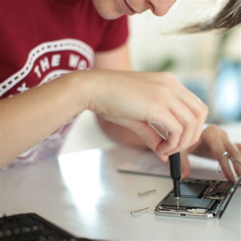 fix iphones ifixit