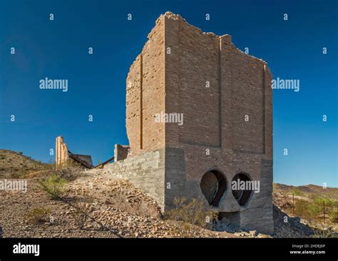 Dust Chamber Ruins At Swansea Copper Mining Townsite Buckskin