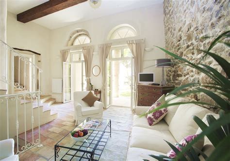 Cinq Sept Gay Resort In South Of France Gay Guide Gay Roujan Bnb Guesthouse