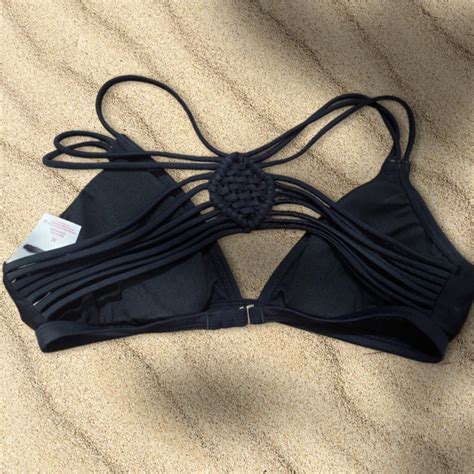 Xhilaration Black Triangle Bikini Top Sz M Black Depop