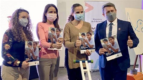 Presentan agenda digital educativa 2021-2025 en Ecuador - Diario El