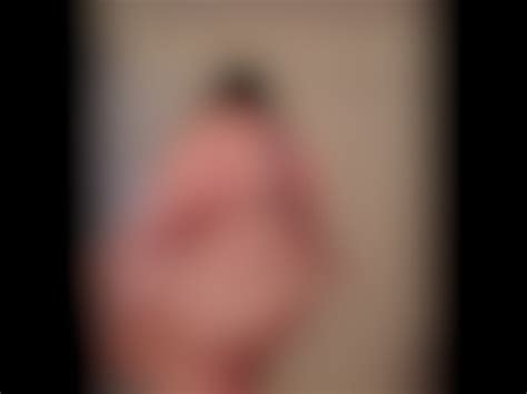 Ssbbw Strip Tease And Ass Shaking Vid Os Porno Gratuites Youporn