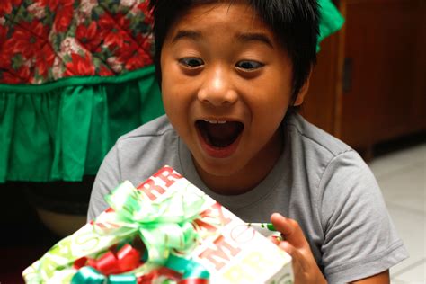 How to Buy Christmas Presents When You Don't Have Much Money