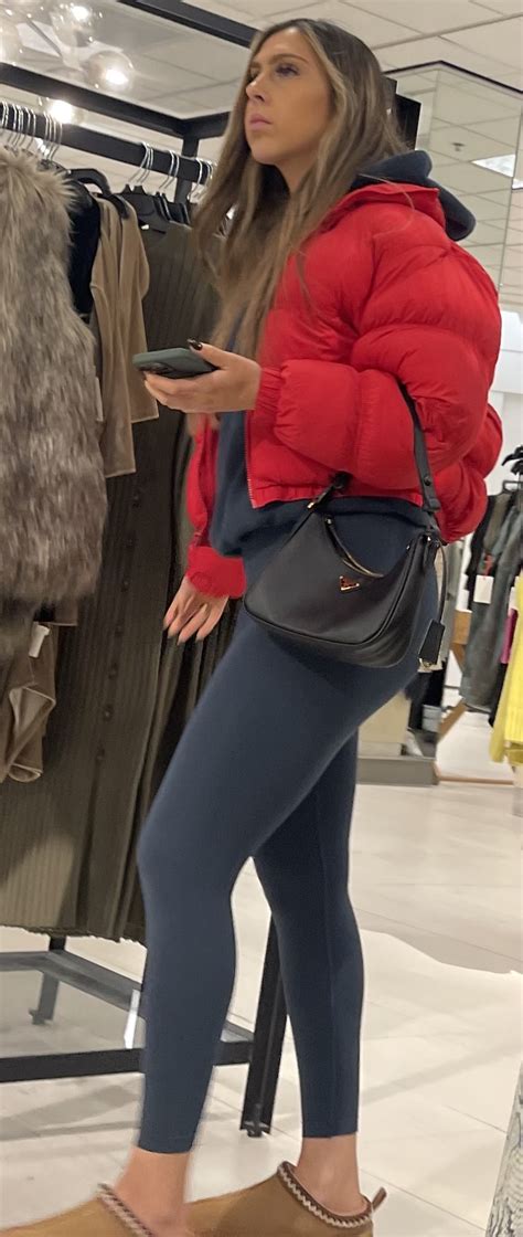 Fit Brunette Oc Spandex Leggings Yoga Pants Forum